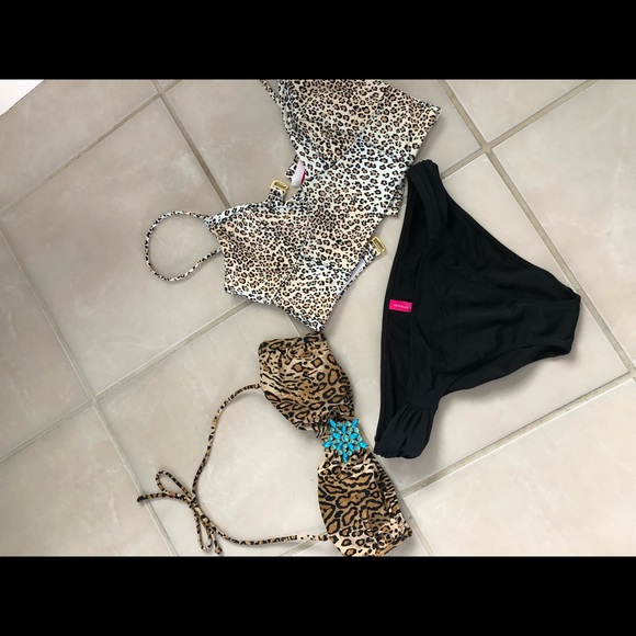 Victoria secret bathing suit 3 pieces - Picture 1 of 5